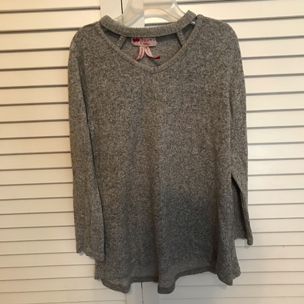 Long sleeve shirt size 7/8 small